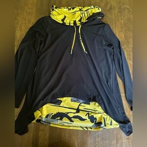 Ali Miles Cowl‎ Neck Top Blouse S Small Artsy Art to Wear Black Yellow Layered